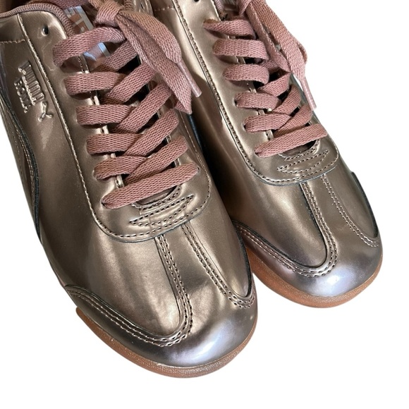 Puma Women’s 8.5 Metallic Rose Pink Lace Up Roma Fashion Sneaker - Picture 2 of 7